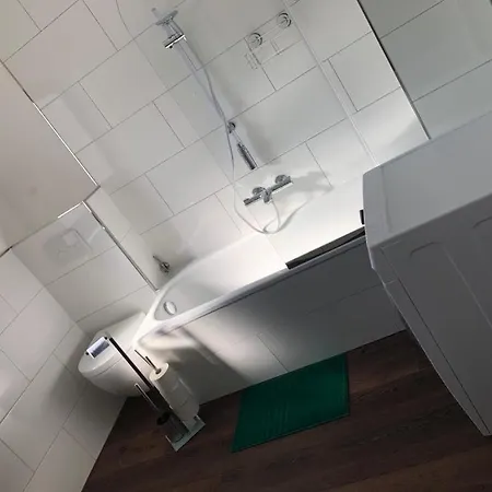 Apartment Eifel Amsterdam Inklusive Wlan, Kuche, Kaffee, Mtbs Zentral Am Marktplatz *