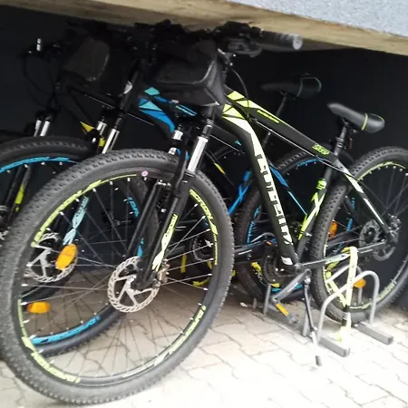 Eifel Amsterdam Inklusive Wlan, Kuche, Kaffee, Mtbs Zentral Am Marktplatz